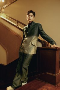 ​“变色龙”刘冠廷丨人物